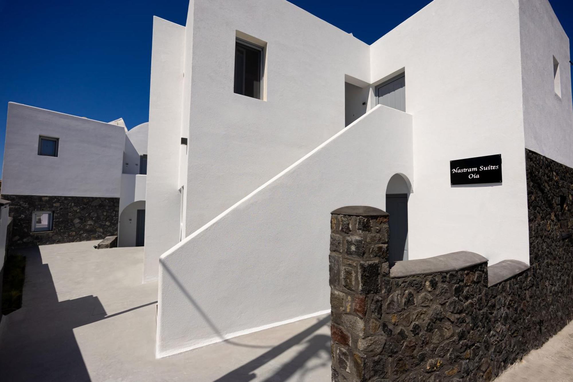 Nastram Suites Oia Esterno foto